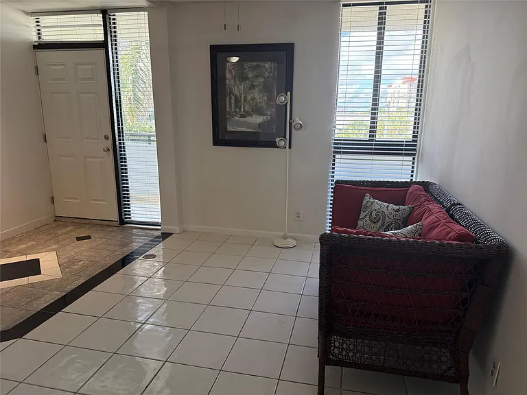 520 N Ocean Blvd #13 — Photo 2