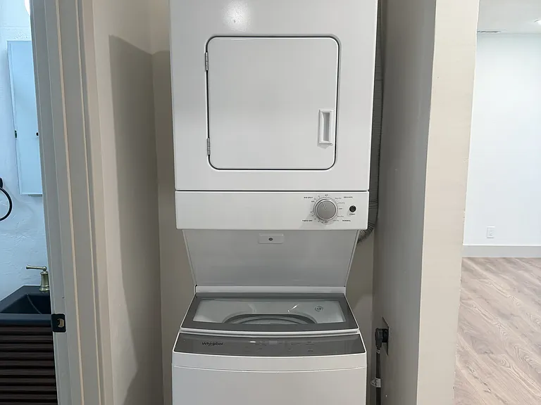 205 Alaska Ave #2 — Photo 8