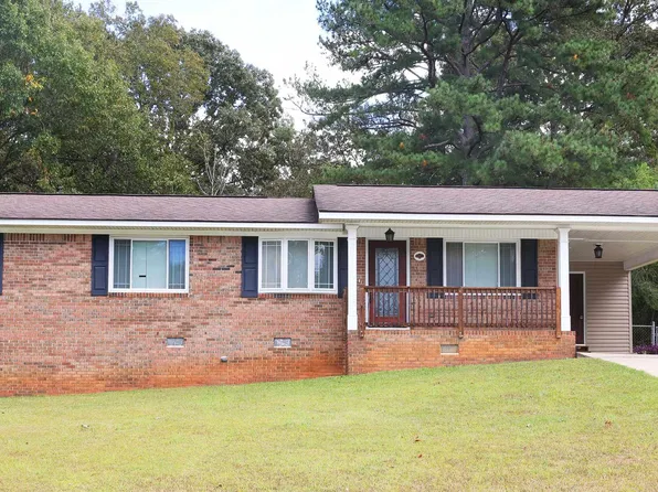 52 Grandview Dr, Eastaboga, AL 36260