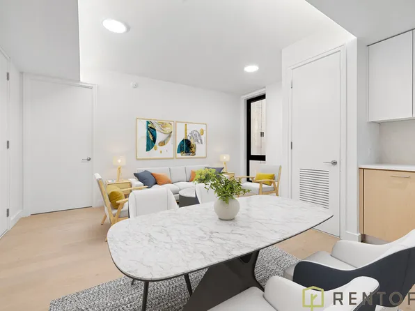 554 West 46th Street image 2 of 22