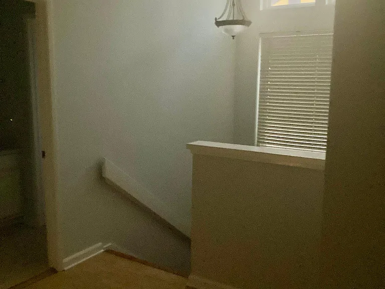 1900 Stratton Cir — Photo 15