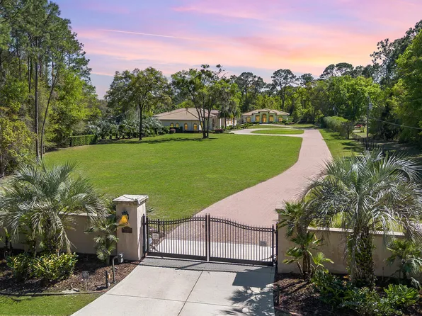 1135 McKenzie Rd, Lake Helen, FL 32744