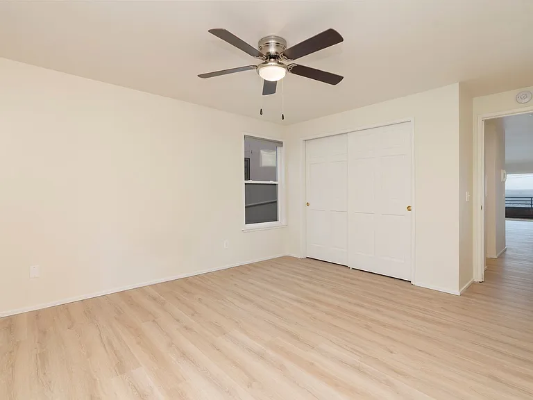 4208 Beach Drive — Photo 57