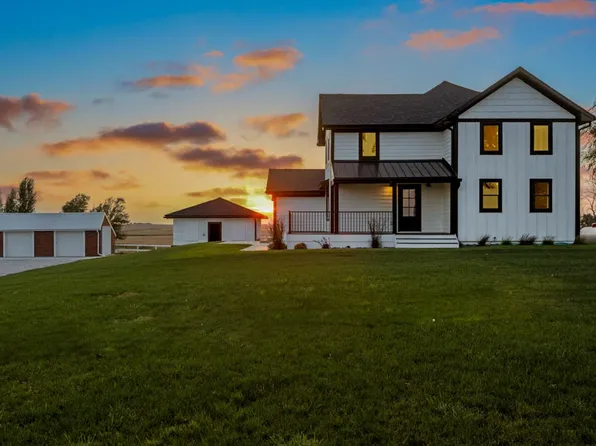 21827 T Ave, Dallas Center, IA 50063