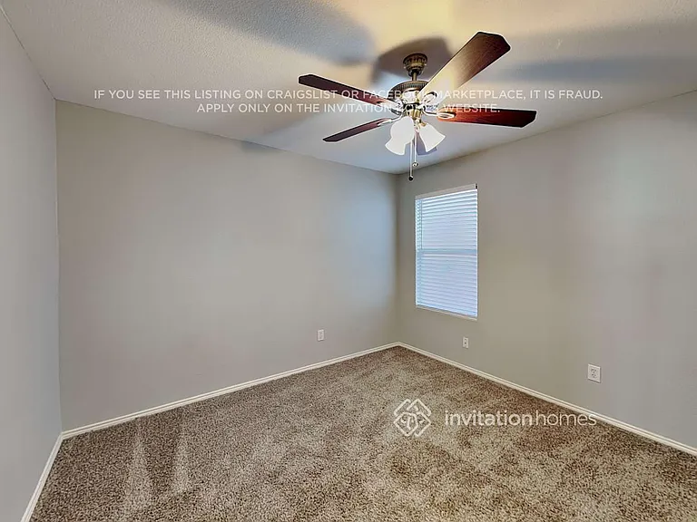 825 Poncho Ln — Photo 15