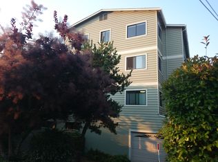 731 N 94th St APT 8, Seattle, WA 98103