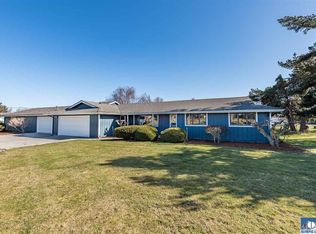 381 Vautier Rd, Sequim, WA 98382