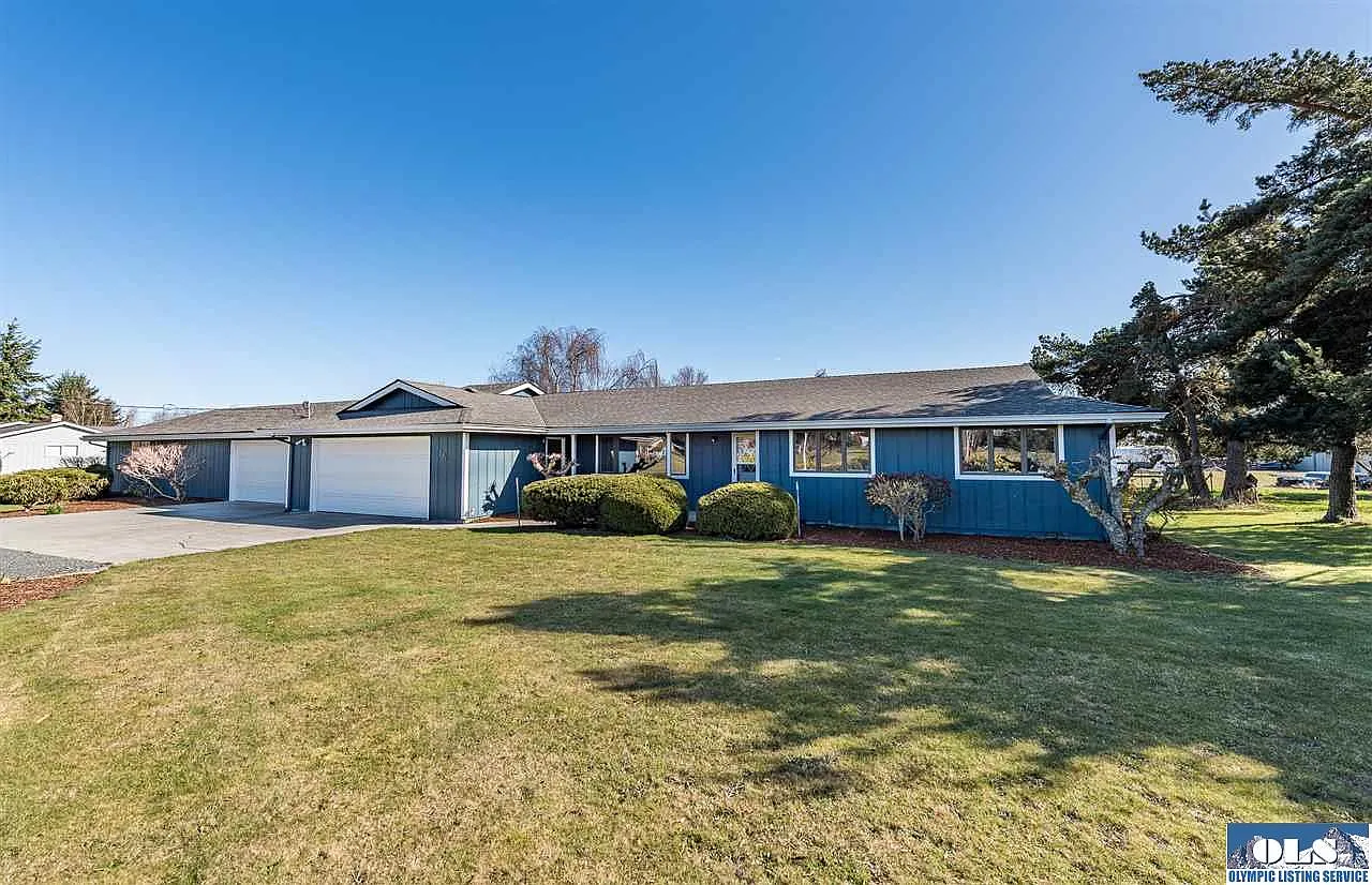 381 Vautier Rd photo 1