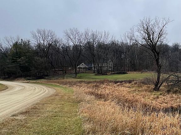 2nd image of 34615 Skunk Hollow Ave