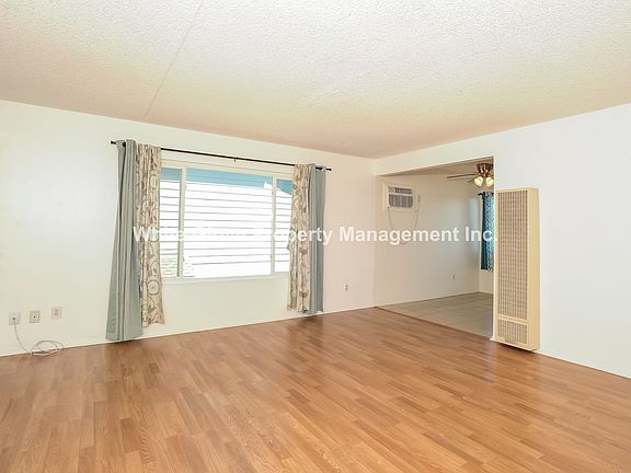 5th image of 127 E Brookdale Pl APT C