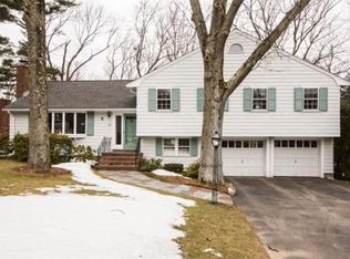 6 Pilgrim Dr, Winchester, MA 01890