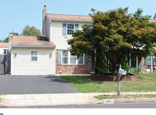 2881 Truman Dr, Hatfield, PA 19440