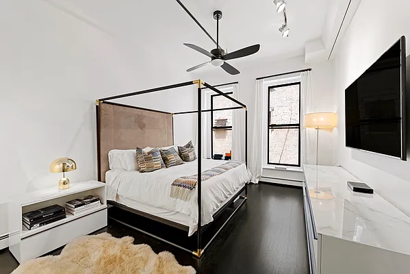 Sold by Compass | media 6