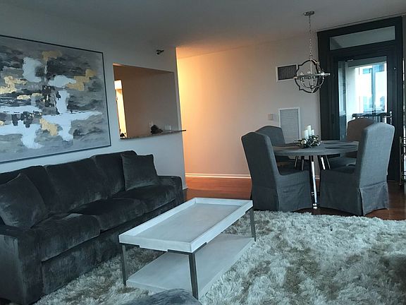 4th image of 400 N La Salle Dr APT 2910