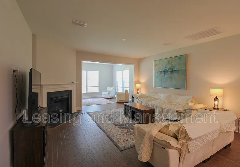 2066 Cousteau Ct — Photo 4