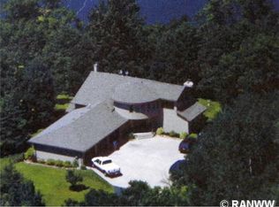 698 State Hwy E, Hudson, WI 54016