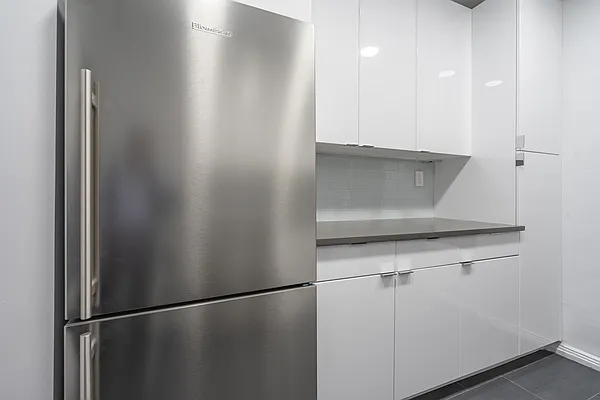 Rented by Metropolitan Equities | media 15