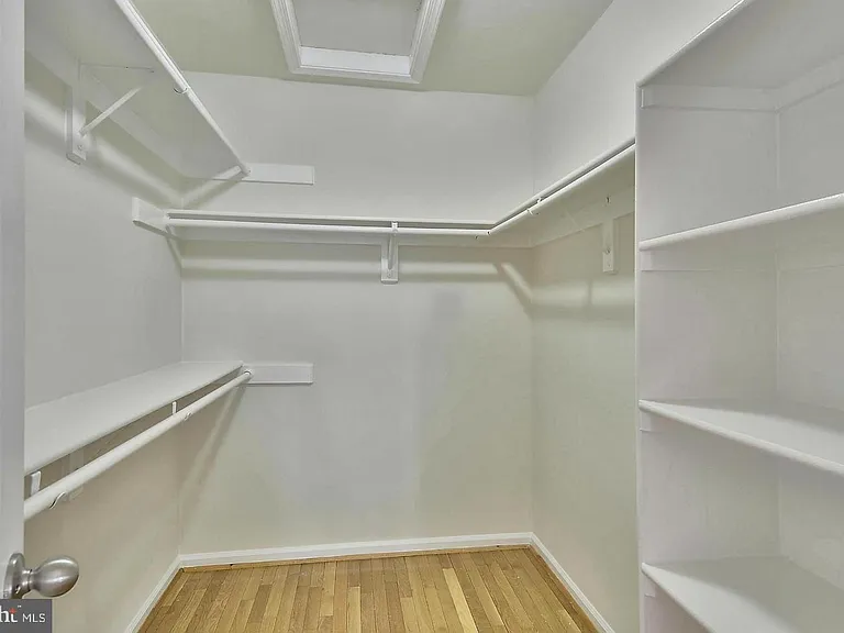 1809 Fawncrest Ct — Photo 9