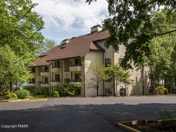 5 Midlake Dr #202A, Lake Harmony, PA 18624