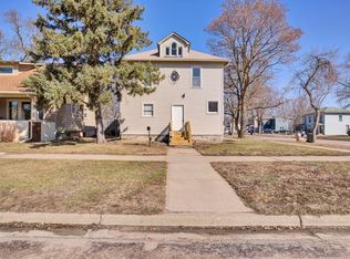 104 8th St NW UNIT 1, Faribault, MN 55021