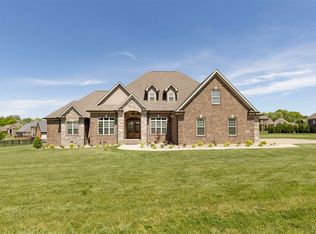 285 Mount Big Horn Ct, Bowling Green, KY 42104