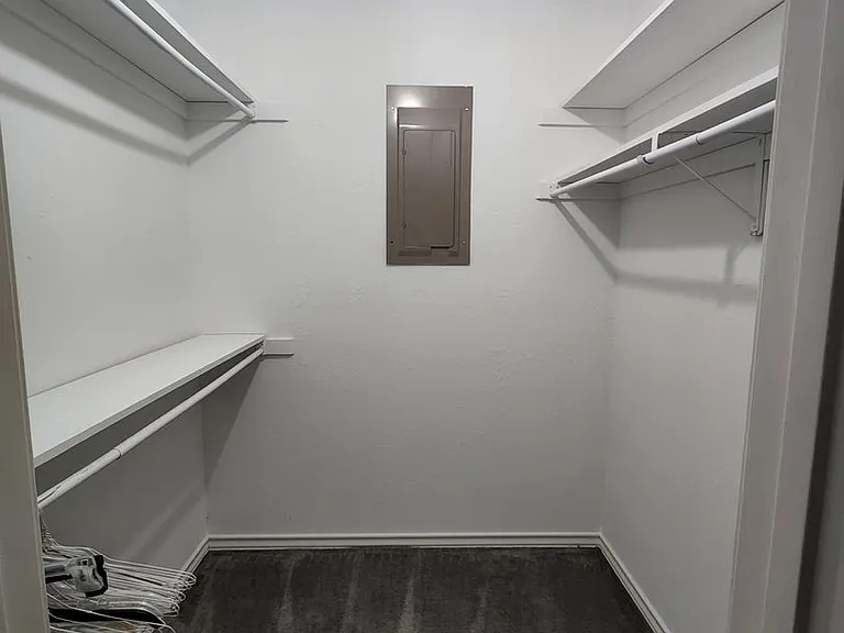 5705 Larry Dr — Photo 9