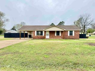 385 Greer Dr, Rogersville, AL 35652