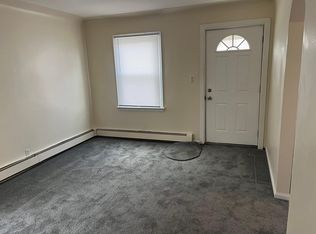 972 Cleveland Ave APT 1, Lincoln Park, MI 48146