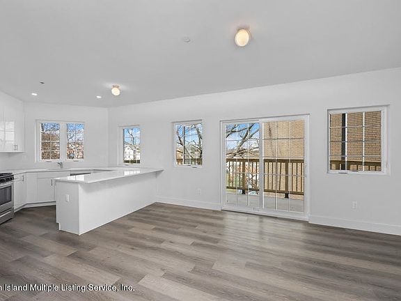 5th image of 55 Chester Pl #1