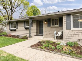 5818 Salisbury Ave, Minnetonka, MN 55345