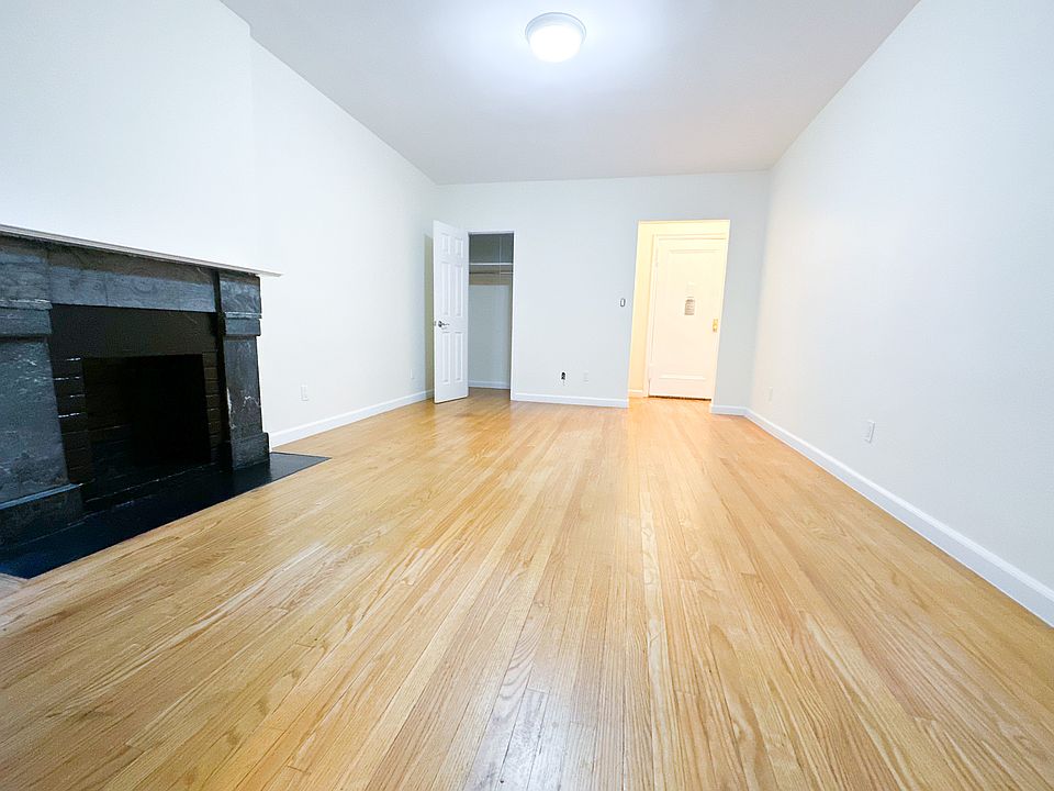 1st image of 152 E 84th St APT 2D