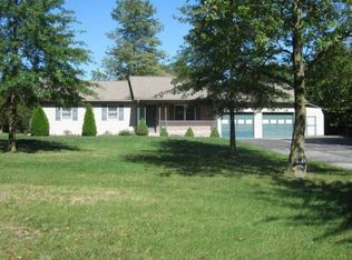 3485 Oxford Rd, New Oxford, PA 17350