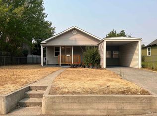 628 3rd St, Clarkston, WA 99403