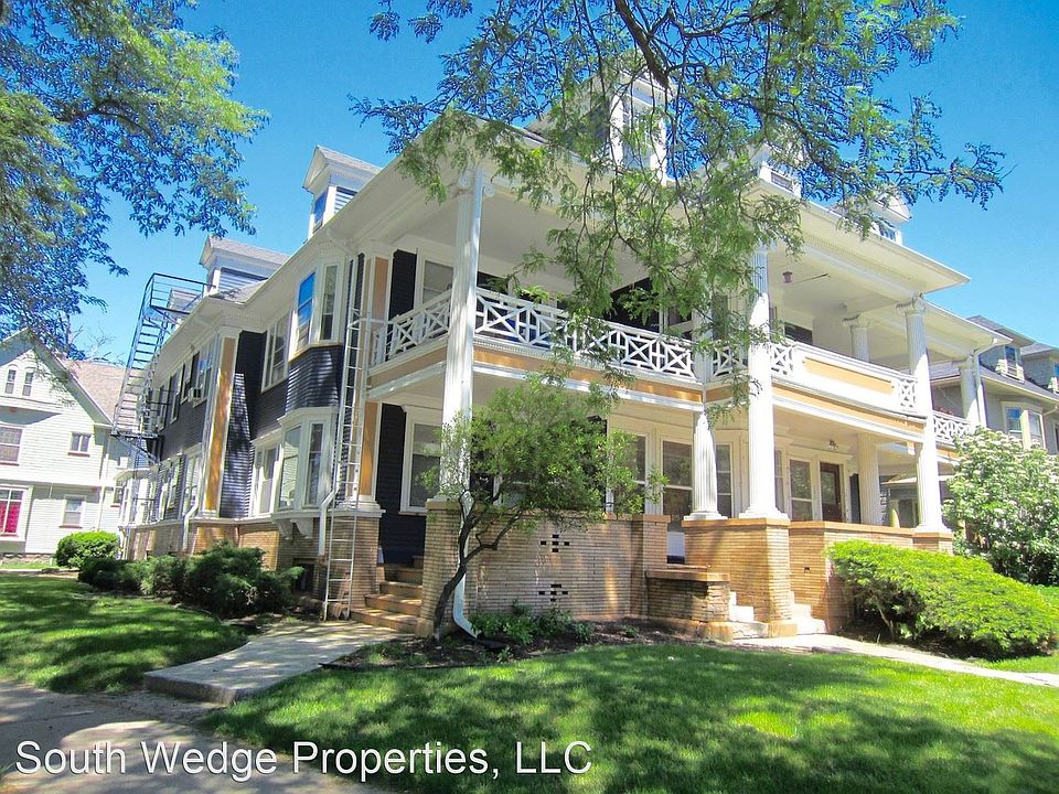2nd image of 121 Westminster Rd #A