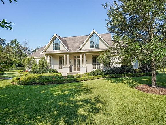 3rd image of 504 Twin River Dr