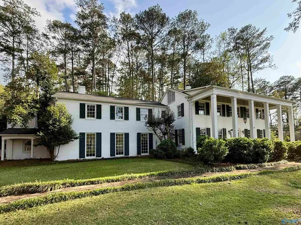 207 Dogwood Cir, Gadsden, AL 35901