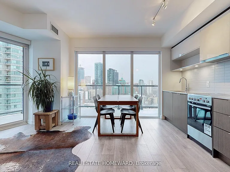 159 Wellesley St E #1809 — Photo 9