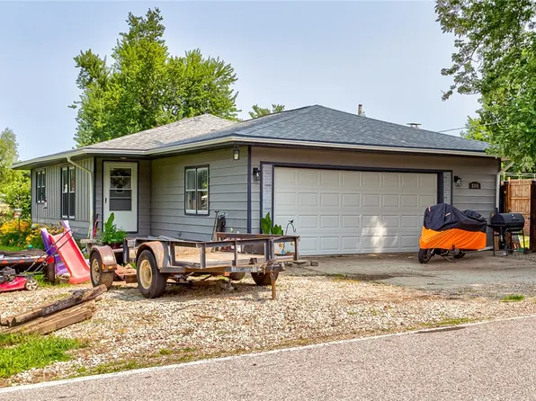 2310 Pecan Dr, Madrid, IA 50156