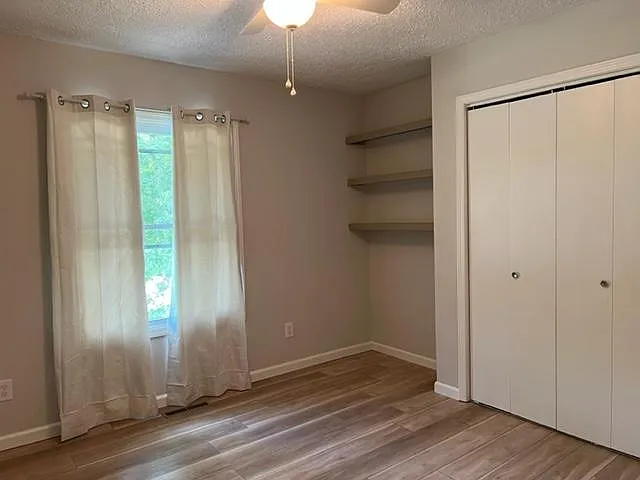 3859 S Hillcrest Ave — Photo 13