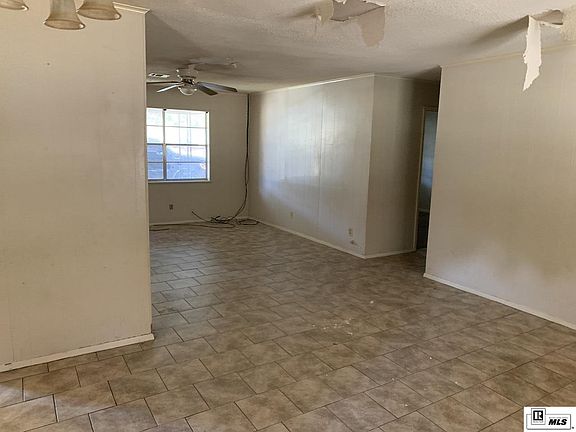 3rd image of 10608 Poplar Dr
