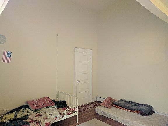 4th image of 11 Herzog Pl APT 2