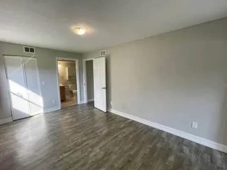 2650 Oak Park Way #103 — Photo 9