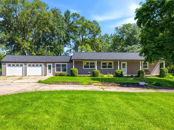 551 Rance Rd, Oswego, IL 60543