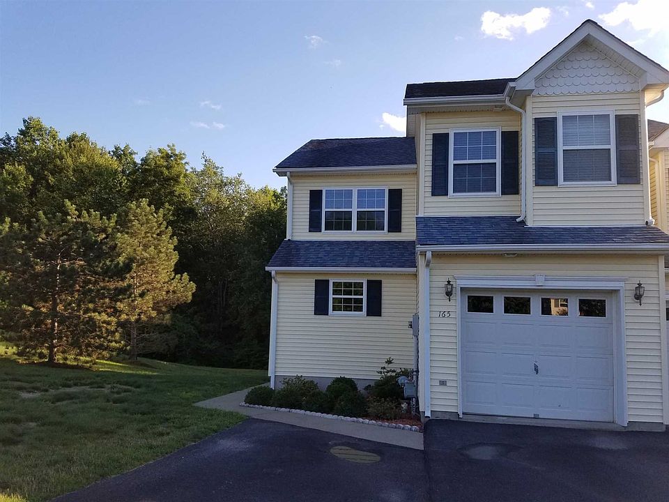 1st image of 165 Pinebrook Dr #165