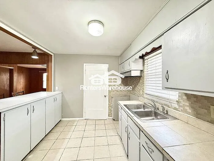 940 Center Way SW — Photo 6