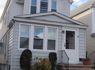 6280 Austin St, Rego Park, NY 11374