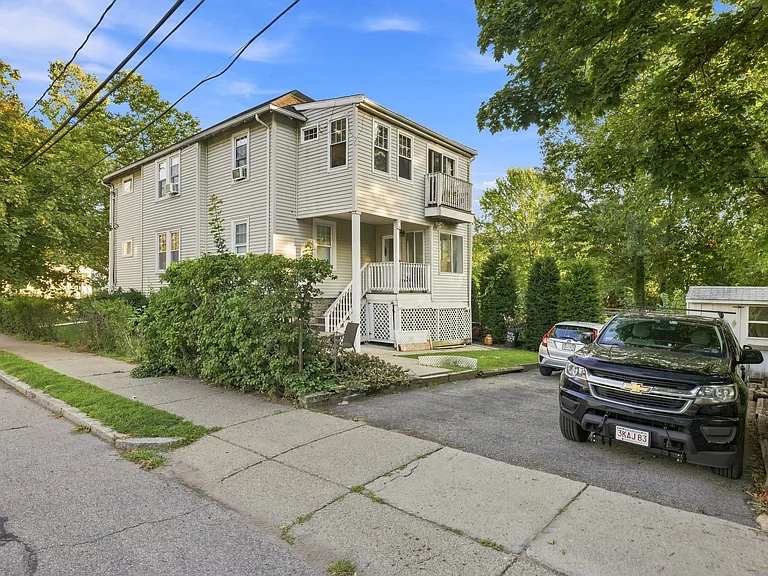 99 Thorndike St #1 — Photo 29
