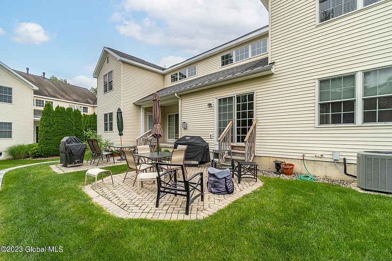 3rd image of 3 Friebel Court