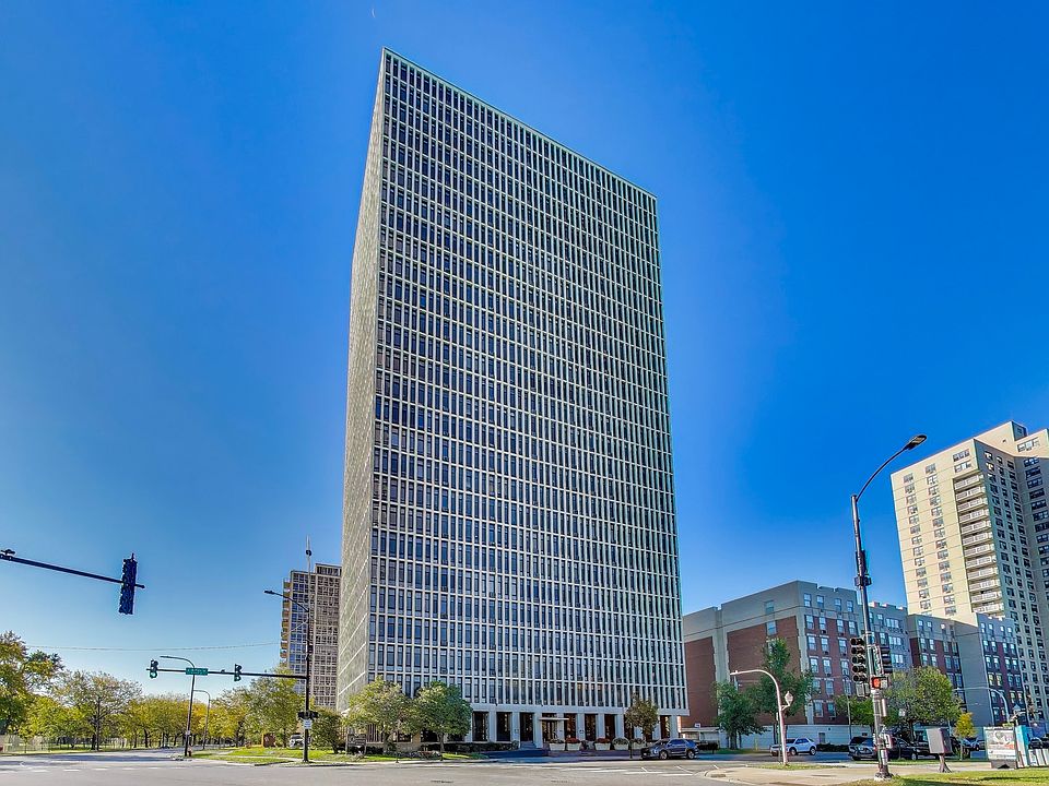 1st image of 6700 S South Shore Dr APT 11A