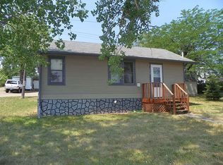 1220 N 5th St, Spearfish, SD 57783